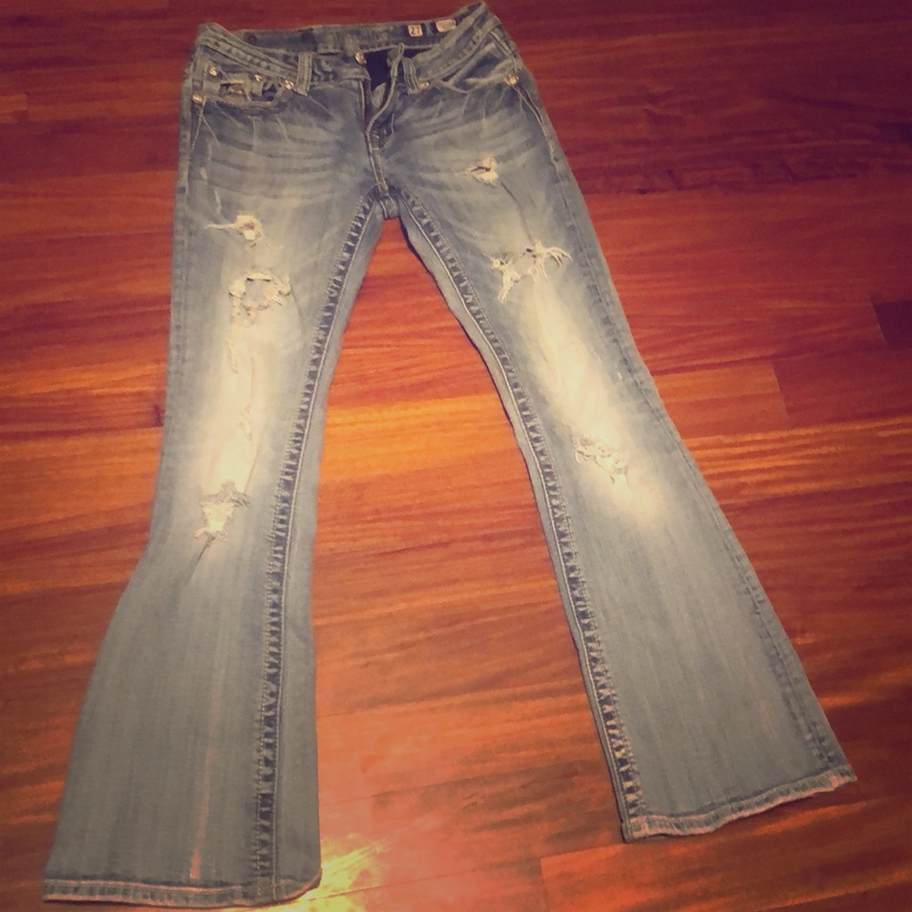 Women’s Miss Me jeans